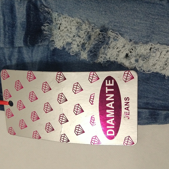 Diamante - Picture 7 of 14